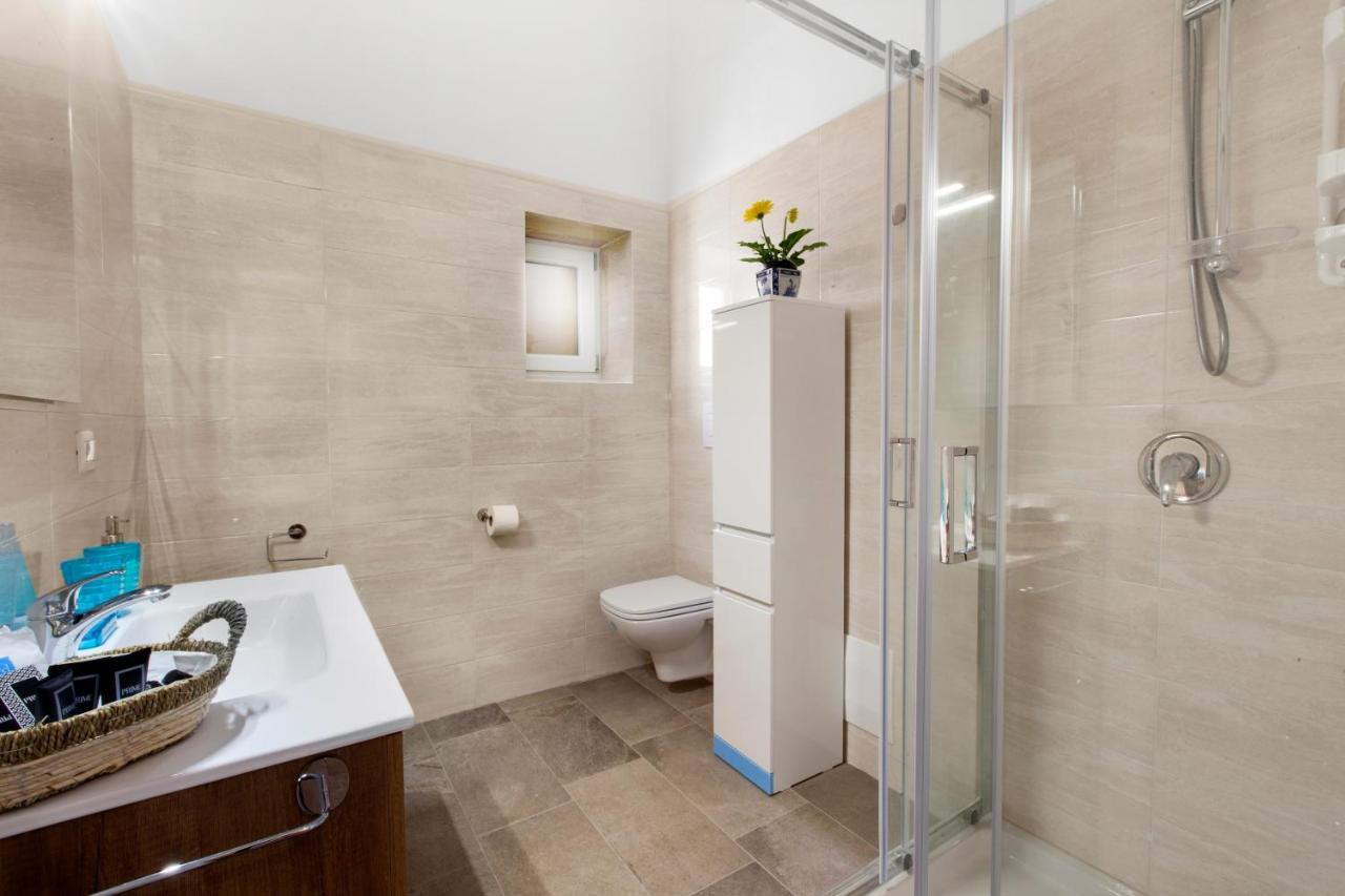 Teresella Suite Neapel Exterior foto